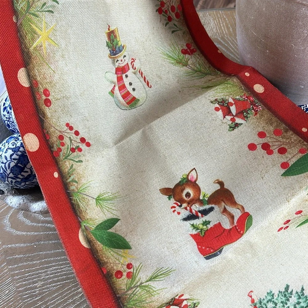 NEW! Vintage Inspired Nostalgic North Pole Santa Claus Dining Table Runner